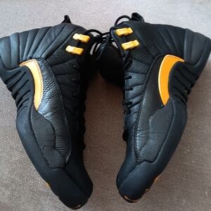 Nike Air Jordan 12 Retro GS Black Taxi Jumpman 153265-071 Size 5Y